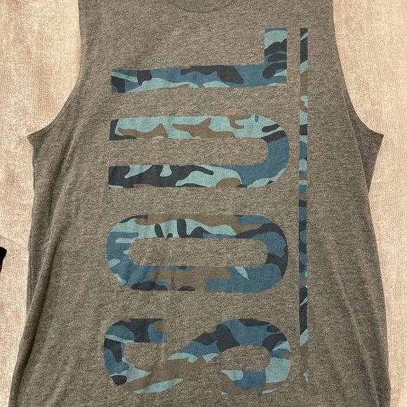 SoulCycle tank top. Adorable, stylish and full of SOUL - Picture 1 of 4